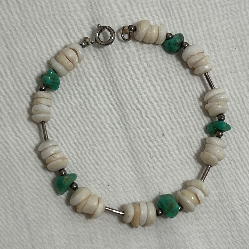 Turquoise Nugget & Pukka Shell Beaded Bracelet with Silver Hardware 7"